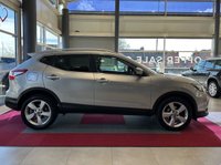 USED 2015 15 NISSAN QASHQAI 1.5 dCi n-tec+ SUV 5dr Diesel Manual 2WD Euro 5 (s/s) (110 ps) FRONT AND REAR PARKING SENORS, FIXED PAN ROOF WITH BUILT IN SUN BLIND, ROOF RACK, 360 BIRDS EYE VIEW CAMERAS, AUTO RAIN SENSING WIPERS, BLACK HONEYCOMB GRILLE, BLUETOOTH, LANE ASSIST.