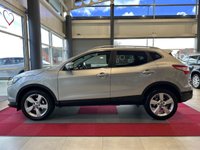 USED 2015 15 NISSAN QASHQAI 1.5 dCi n-tec+ SUV 5dr Diesel Manual 2WD Euro 5 (s/s) (110 ps) FRONT AND REAR PARKING SENORS, FIXED PAN ROOF WITH BUILT IN SUN BLIND, ROOF RACK, 360 BIRDS EYE VIEW CAMERAS, AUTO RAIN SENSING WIPERS, BLACK HONEYCOMB GRILLE, BLUETOOTH, LANE ASSIST.