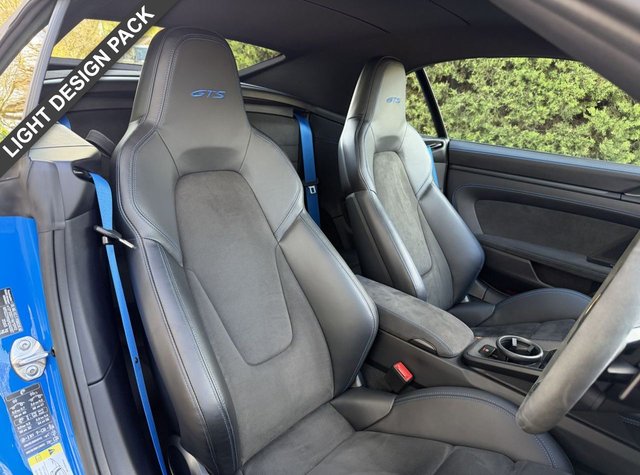 2023 PORSCHE 911 - Photo 8