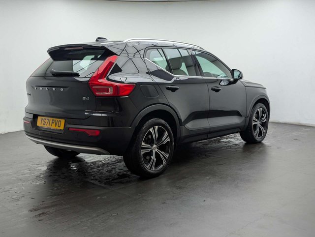 USED 2021 71 VOLVO XC40 2.0 XC40 Inscription Pro B4 MHEV Auto 5dr CLICK & COLLECT/ HOME DELIVERY