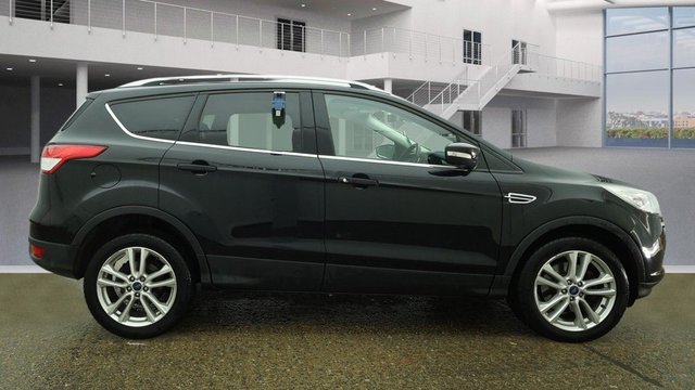 2016 FORD KUGA - Photo 11