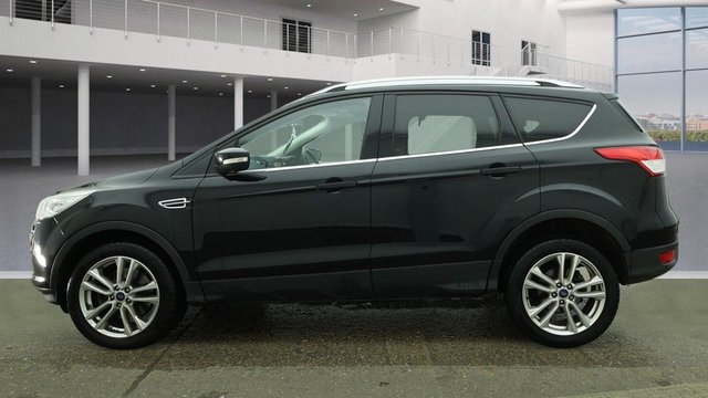 2016 FORD KUGA - Photo 10