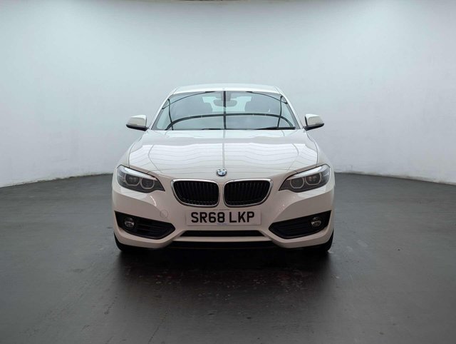 USED 2018 68 BMW 2 SERIES 1.5 218i SE 2dr CLICK & COLLECT/ HOME DELIVERY