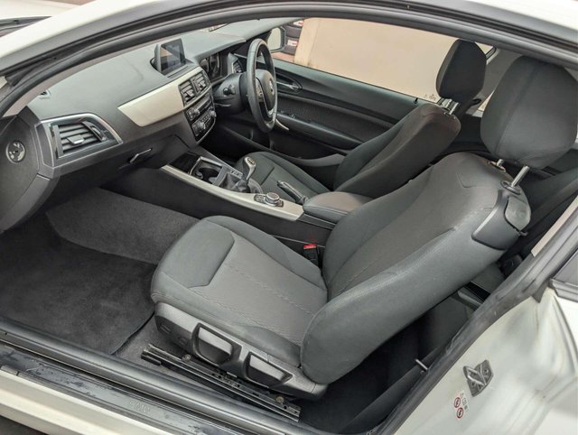 USED 2018 68 BMW 2 SERIES 1.5 218i SE 2dr CLICK & COLLECT/ HOME DELIVERY