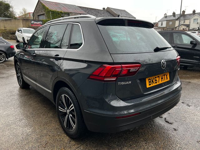 2017 VOLKSWAGEN TIGUAN - Photo 9
