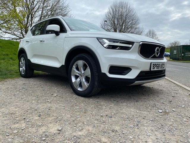 View our Volvo Xc40 1.5 T3 Momentum SUV 5dr Petrol Manual Euro 6 (s/s) (156 ps)