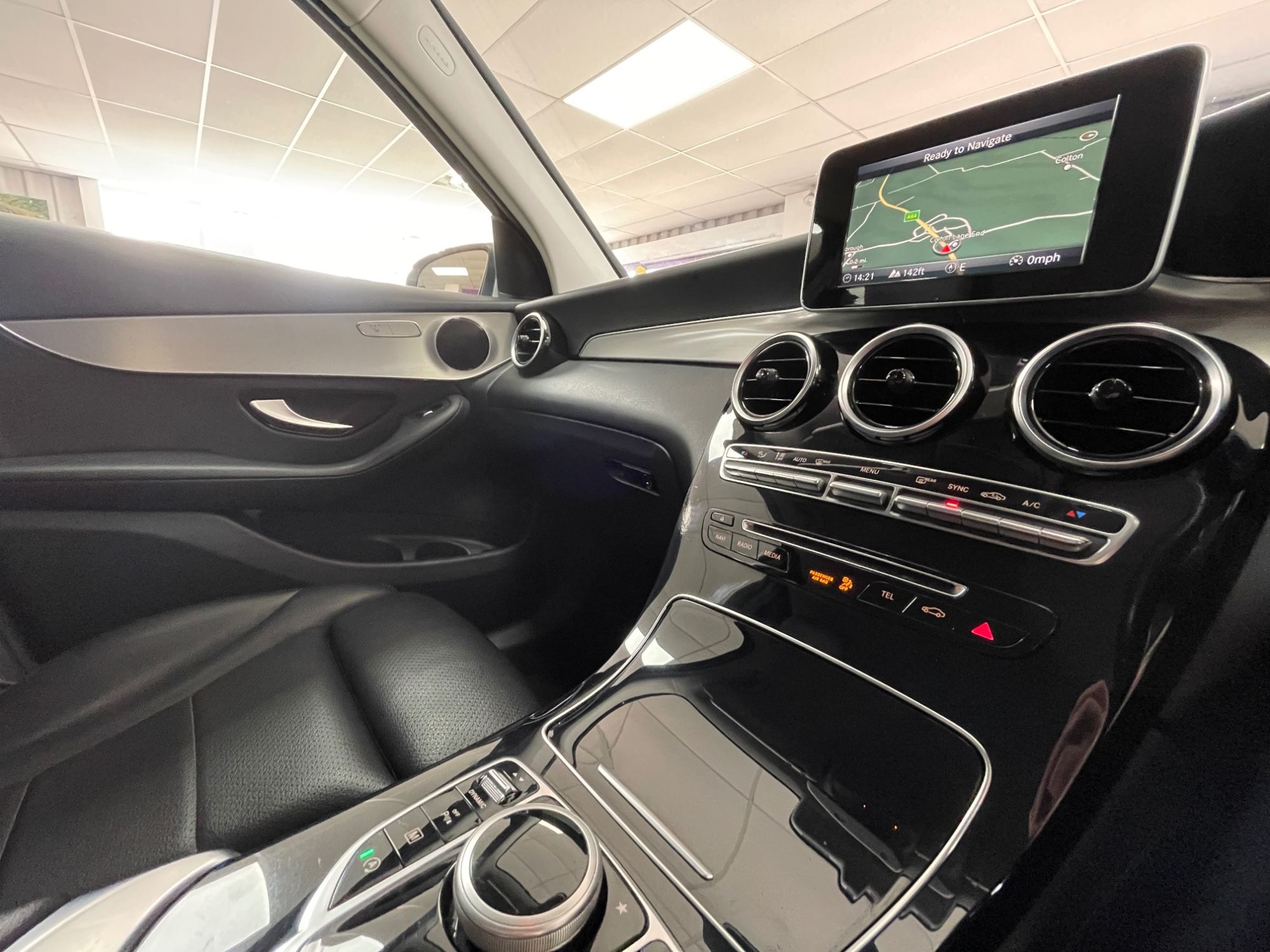 USED 2019 19 MERCEDES-BENZ GLC 2.0 GLC250 Sport SUV 5dr Petrol G-Tronic+ 4MATIC Euro 6 (s/s) (211 ps) 
