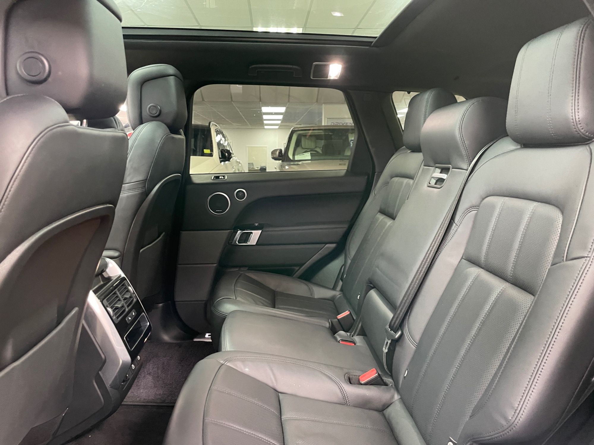 USED 2022 22 LAND ROVER RANGE ROVER SPORT 2.0 P400e 13.1kWh HSE Dynamic Black SUV 5dr Petrol Plug-in Hybrid Auto 4WD Euro 6 (s/s) (404 ps) 