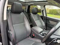 USED 2022 71 LAND ROVER DISCOVERY SPORT 1.5 P300e 12.2kWh R-Dynamic HSE SUV 5dr Petrol Plug-in Hybrid Auto 4WD Euro 6 (s/s) (309 ps) 1 FORMER KEEPER FULL DEALER HISTORY