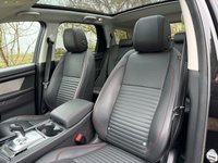 USED 2022 71 LAND ROVER DISCOVERY SPORT 1.5 P300e 12.2kWh R-Dynamic HSE SUV 5dr Petrol Plug-in Hybrid Auto 4WD Euro 6 (s/s) (309 ps) 1 FORMER KEEPER FULL DEALER HISTORY