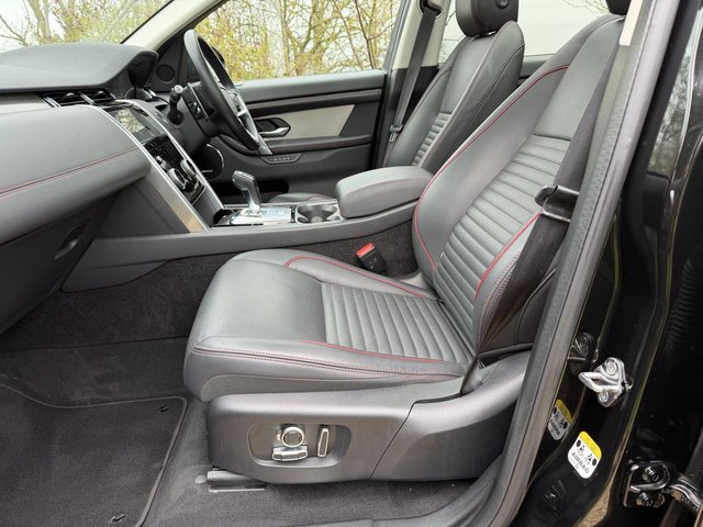 2022 Land Rover DISCOVERY SPORT - Photo 12