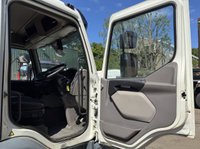 USED 2019 19 DAF LF 2019 DAF LF-210 Skip Loader 