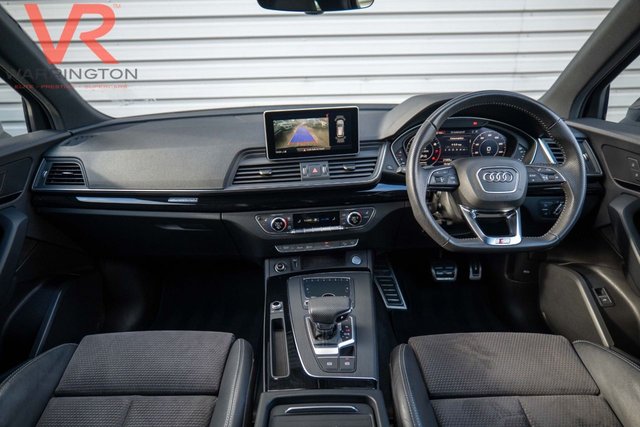 2019 AUDI Q5 - Photo 2