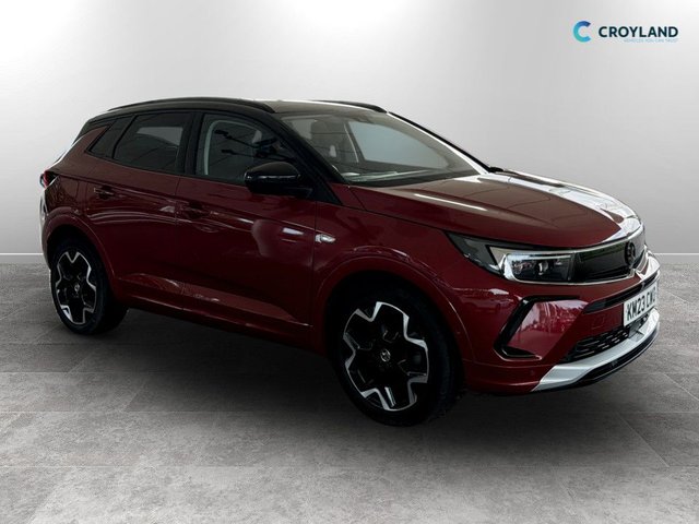 View our Vauxhall Grandland range
