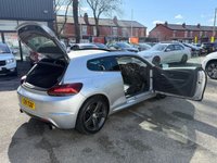 USED 2011 11 VOLKSWAGEN SCIROCCO 2.0 TSI R Hatchback 3dr Petrol DSG Euro 5 (265 ps) PANORAMIC ROOF, HEATED SEATS,2 KEYS