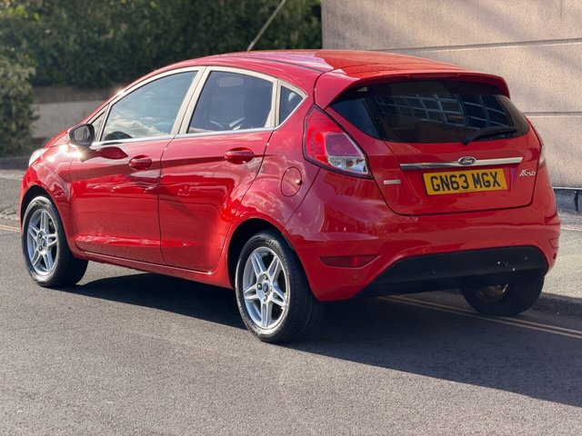 2013 FORD FIESTA - Photo 10