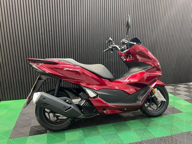 View our HONDA PCX125