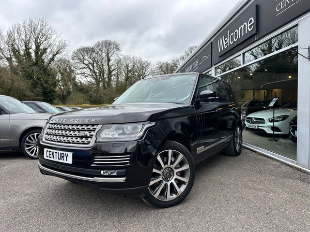 2017 17 LAND ROVER RANGE ROVER 4.4 SD V8 Autobiography SUV 5dr Diesel Auto 4WD Euro 6 (s/s) (339 ps) A FINE EXAMPLE THROUGHOUT