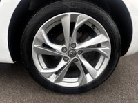 USED 2017 17 VAUXHALL ASTRA 1.4i SRi Hatchback 5dr Petrol Manual Euro 6 (100 ps) ONLY 28,000 MILES-8 SERVICES-DAB-APPLE/ANDROID CAR PLAY-ALLOYS