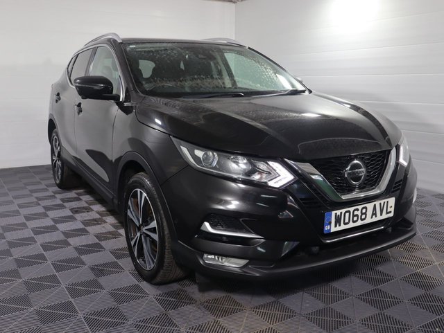 View our NISSAN QASHQAI