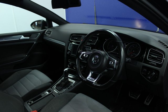2016 VOLKSWAGEN GOLF - Photo 5