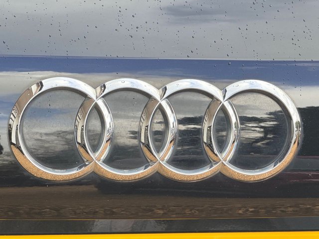 2017 AUDI Q3 - Photo 9