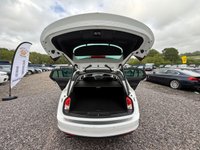 USED 2015 65 VAUXHALL INSIGNIA 2.0 CDTi ecoFLEX SRi Nav Sports Tourer 5dr Diesel Manual Euro 6 (s/s) (170 ps) 