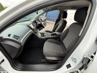 USED 2015 65 VAUXHALL INSIGNIA 2.0 CDTi ecoFLEX SRi Nav Sports Tourer 5dr Diesel Manual Euro 6 (s/s) (170 ps) 