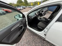 USED 2015 65 VAUXHALL INSIGNIA 2.0 CDTi ecoFLEX SRi Nav Sports Tourer 5dr Diesel Manual Euro 6 (s/s) (170 ps) 