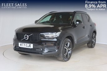 2021 VOLVO XC40