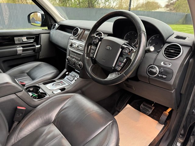 2015 Land Rover DISCOVERY 4 - Photo 2