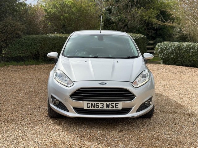 2013 FORD FIESTA - Photo 8