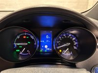 USED 2018 68 TOYOTA C-HR 1.8 VVT-h Dynamic SUV 5dr Petrol Hybrid CVT Euro 6 (s/s) (122 ps) SAT-NAV + REVERSING CAMERA + HEATED SEATS