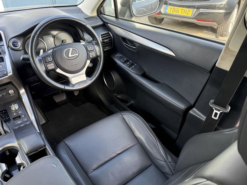 USED 2018 18 LEXUS NX 2.5 300h SE SUV 5dr Petrol Hybrid E-CVT FWD Euro 6 (s/s) (197 ps) FULL LEXUS HISTORY