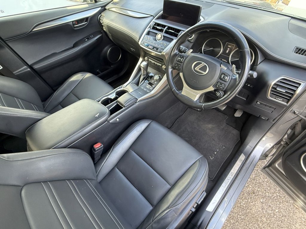 USED 2018 18 LEXUS NX 2.5 300h SE SUV 5dr Petrol Hybrid E-CVT FWD Euro 6 (s/s) (197 ps) FULL LEXUS HISTORY