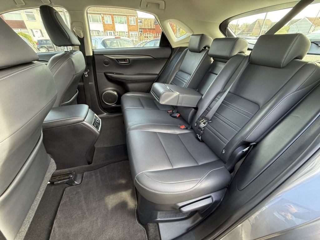 USED 2018 18 LEXUS NX 2.5 300h SE SUV 5dr Petrol Hybrid E-CVT FWD Euro 6 (s/s) (197 ps) FULL LEXUS HISTORY
