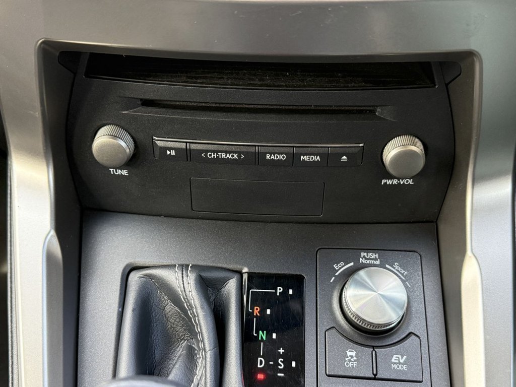 USED 2018 18 LEXUS NX 2.5 300h SE SUV 5dr Petrol Hybrid E-CVT FWD Euro 6 (s/s) (197 ps) FULL LEXUS HISTORY
