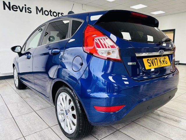 2017 FORD FIESTA - Photo 5