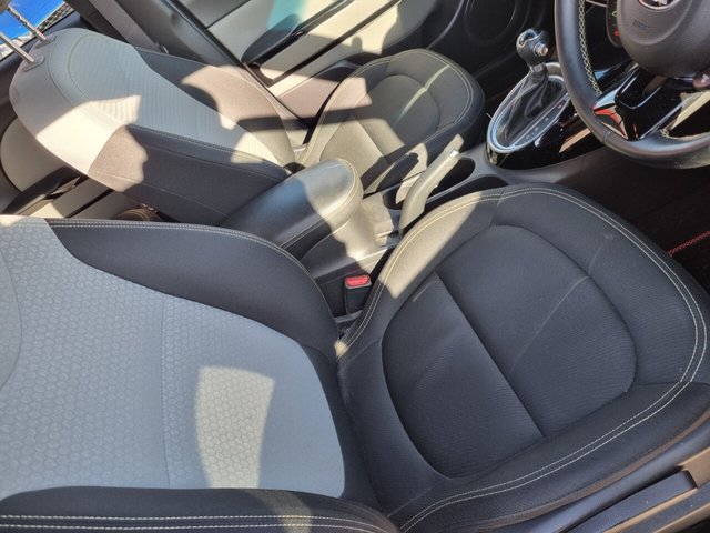 2016 KIA SOUL - Photo 11