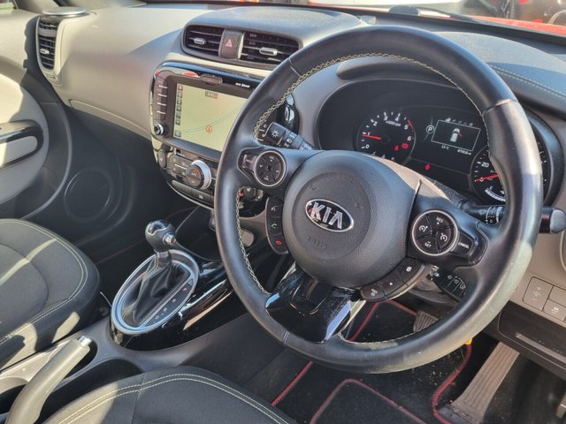 2016 KIA SOUL - Photo 12