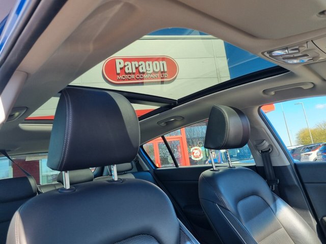 2018 KIA SPORTAGE - Photo 2