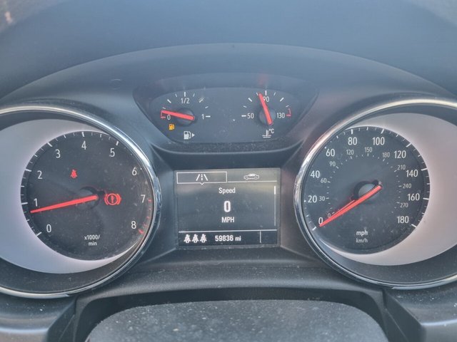 2017 VAUXHALL ASTRA - Photo 3