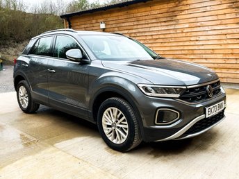 View our VOLKSWAGEN T-ROC