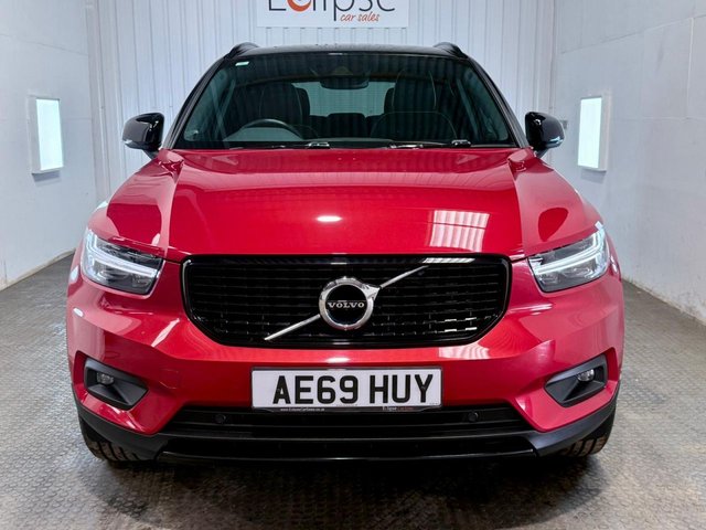 View our VOLVO XC40