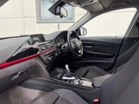 USED 2014 64 BMW 3 SERIES 2.0 318d Sport Touring 5dr Diesel Auto Euro 5 (s/s) (143 ps) SAT NAV
