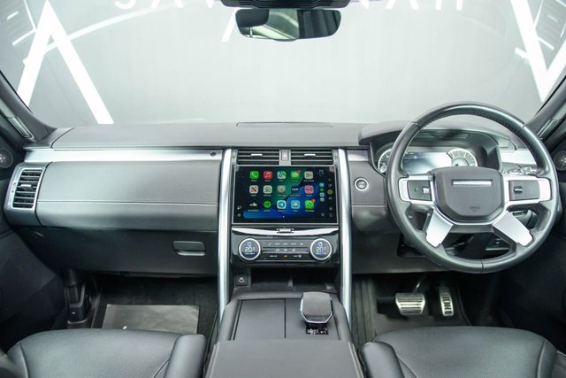 View our LAND ROVER DISCOVERY