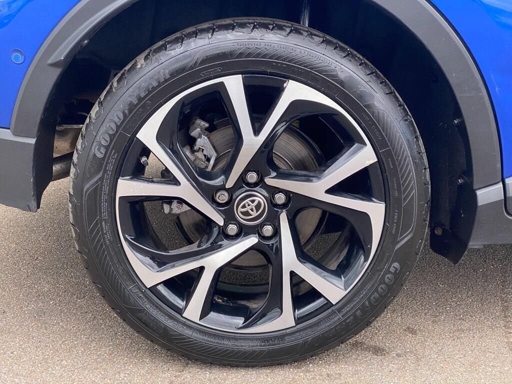USED 2021 21 TOYOTA C-HR 1.8 VVT-h GPF Design SUV 5dr Petrol Hybrid CVT Euro 6 (s/s) (122 ps) CAMERA+SAT NAV+ADAPTIVE CRUISE