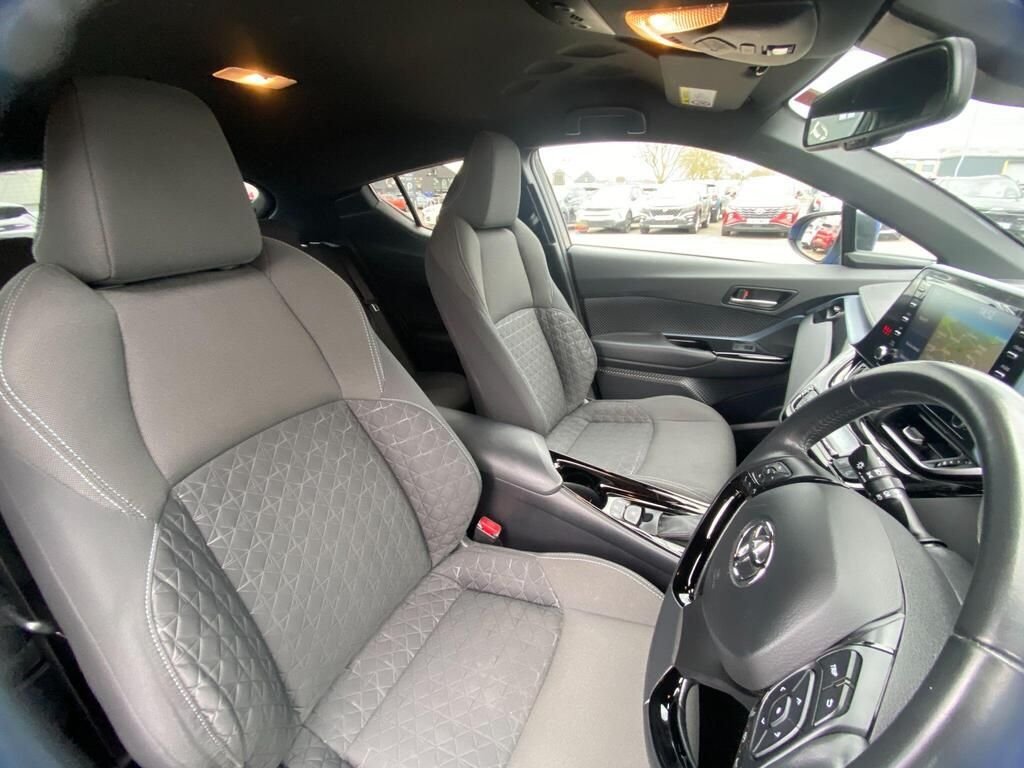 USED 2021 21 TOYOTA C-HR 1.8 VVT-h GPF Design SUV 5dr Petrol Hybrid CVT Euro 6 (s/s) (122 ps) CAMERA+SAT NAV+ADAPTIVE CRUISE