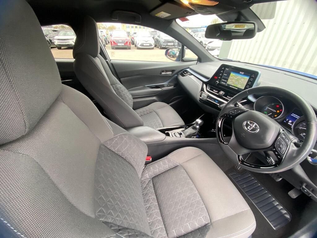 USED 2021 21 TOYOTA C-HR 1.8 VVT-h GPF Design SUV 5dr Petrol Hybrid CVT Euro 6 (s/s) (122 ps) CAMERA+SAT NAV+ADAPTIVE CRUISE