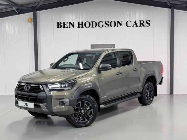 View our TOYOTA HI-LUX